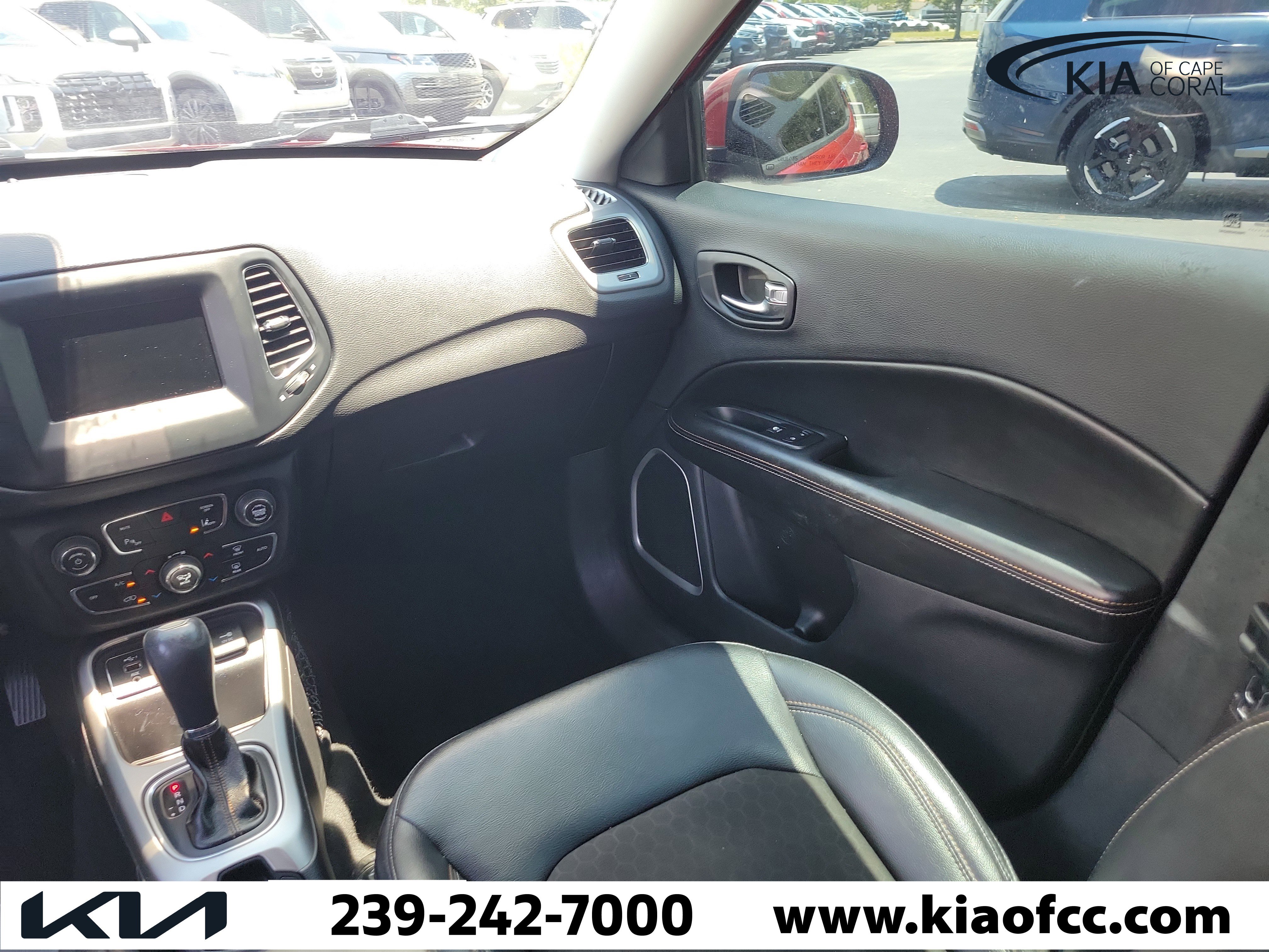 Used 2020 Jeep Compass Latitude w/ Advanced Safety Group FWD image 18