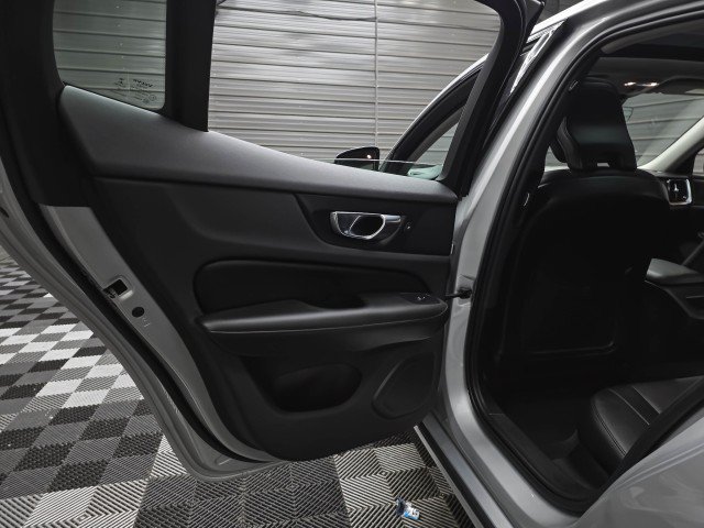Used 2022 Volvo S60 B5 Inscription FWD image 34