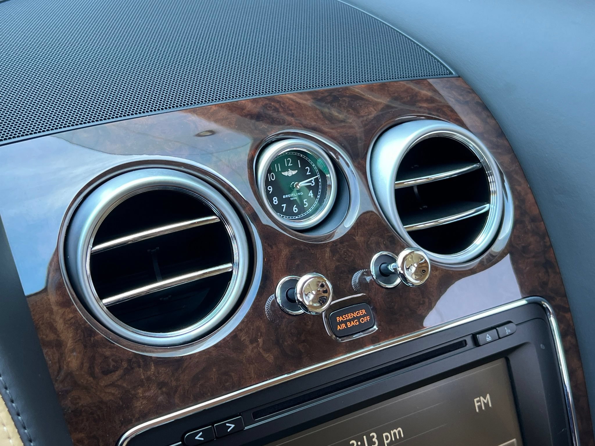 Used 2014 Bentley Flying Spur W12 AWD/4WD image 27