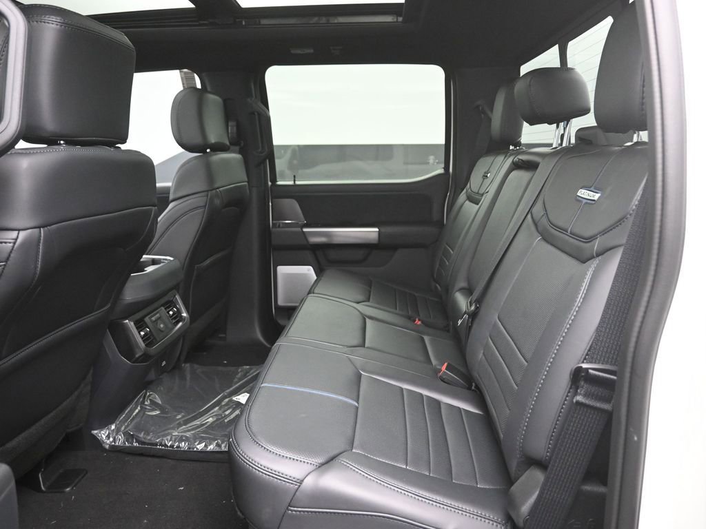 New 2026 Ford F250 Platinum w/ FX4 Off-Road Package image 27