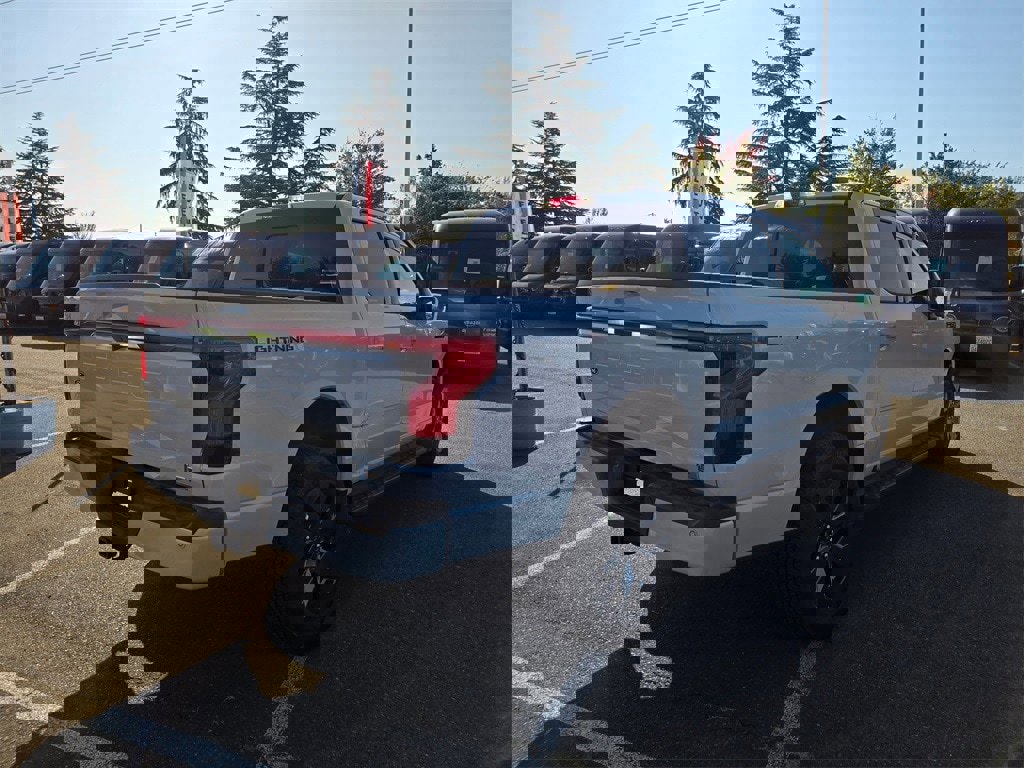 New 2025 Ford F150 Lightning Lariat image 5