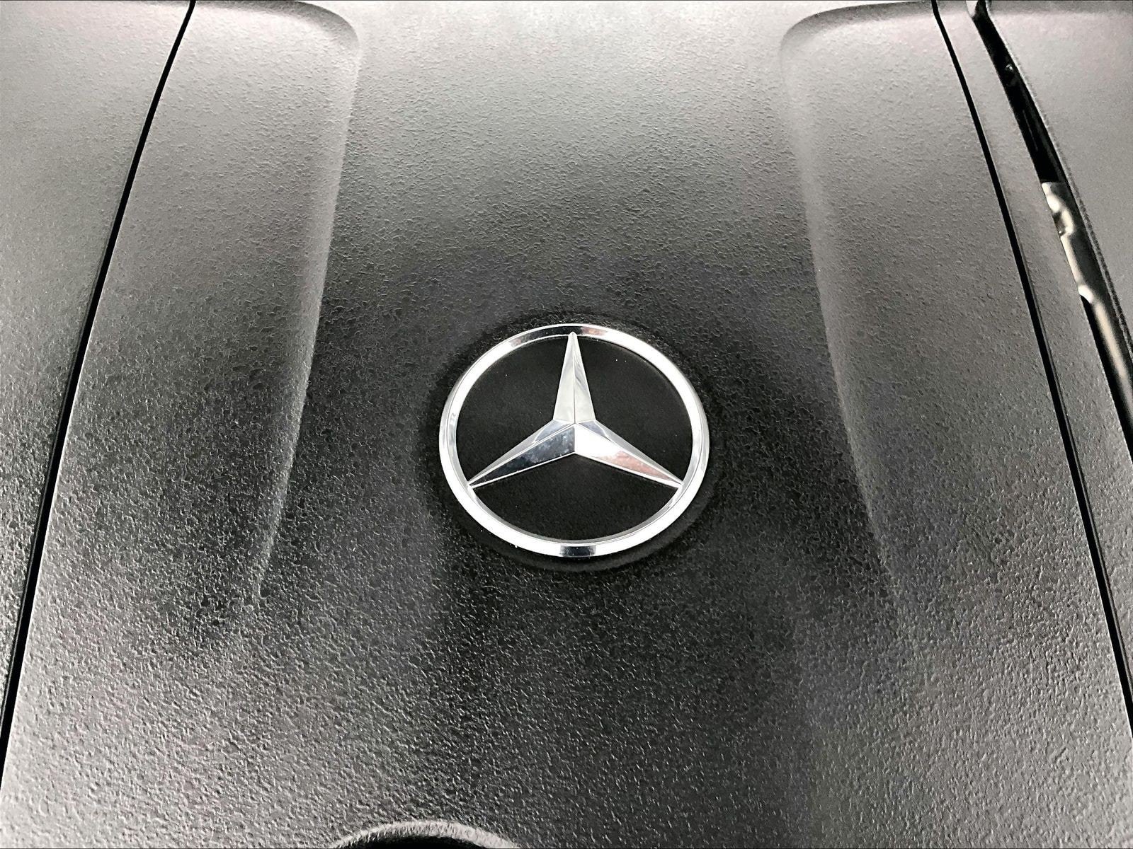 Certified 2025 Mercedes-Benz GLC 300 image 30