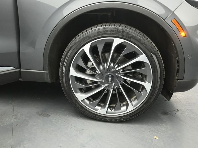 Used 2023 Lincoln Aviator Reserve w/ Equipment Group 201A image 30