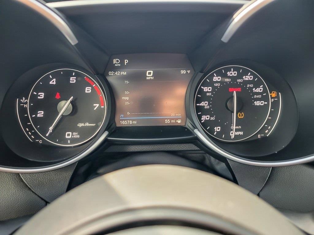 Used 2022 Alfa Romeo Giulia Sprint image 12