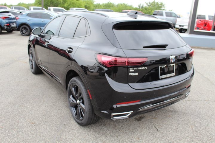 New 2025 Buick Envision Sport Touring image 3