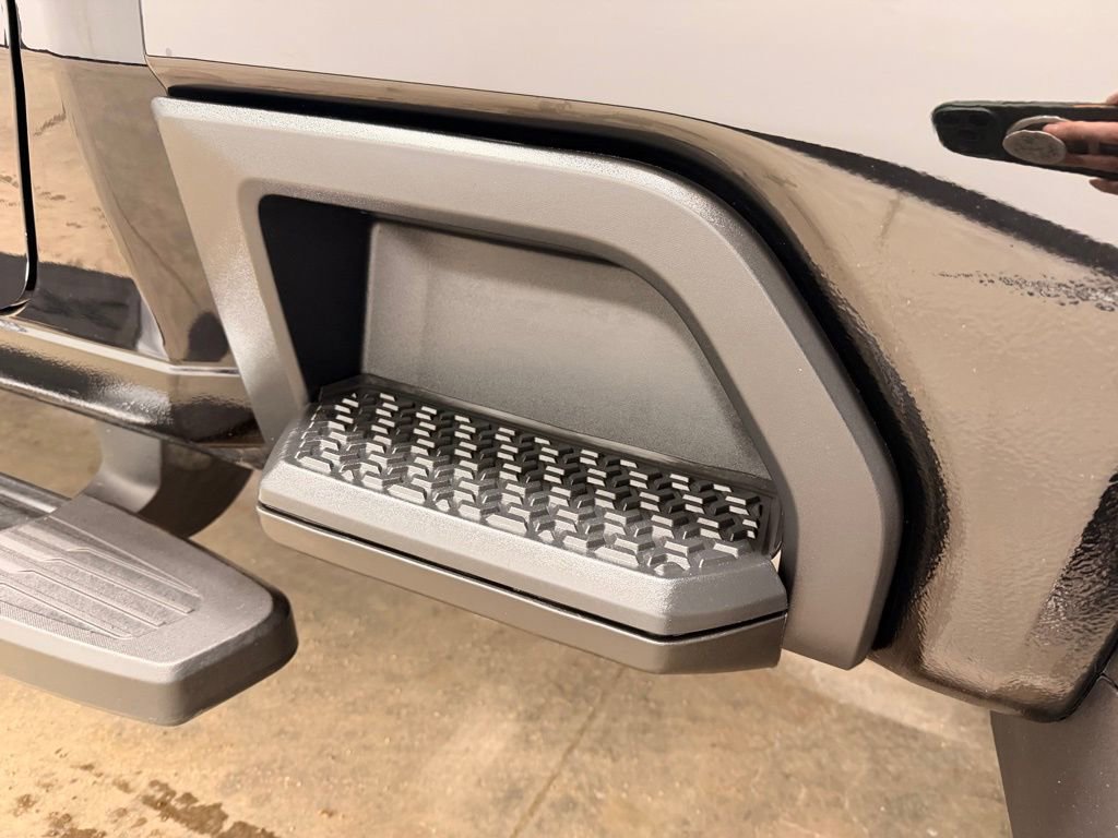 Used 2023 GMC Sierra 2500 Denali image 17