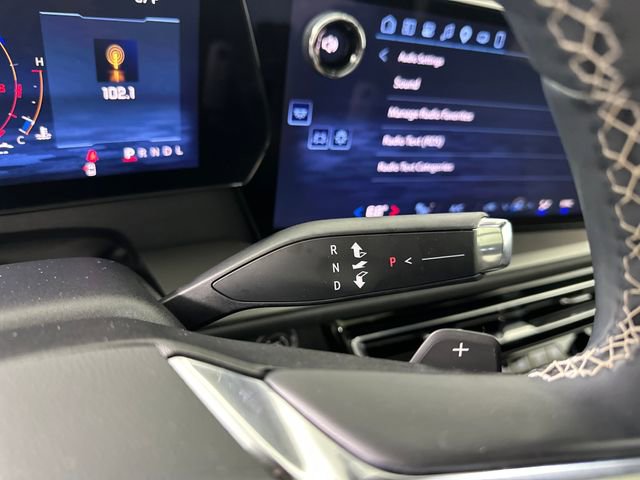 Used 2025 Chevrolet Traverse LT w/ Sun and Wheel Package image 20