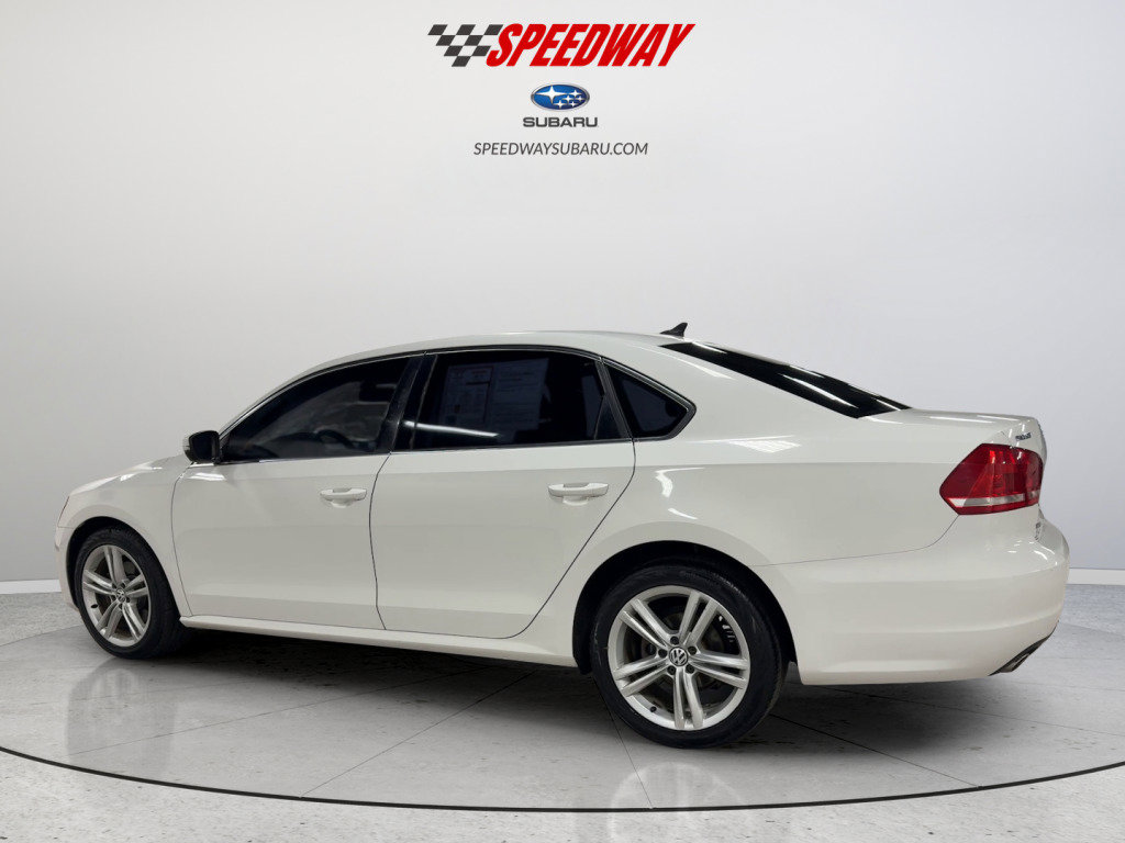 Used 2015 Volkswagen Passat TDI SE image 7