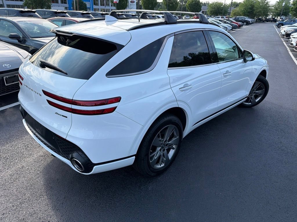 Used 2025 Genesis GV70 3.5T Sport AWD/4WD image 5