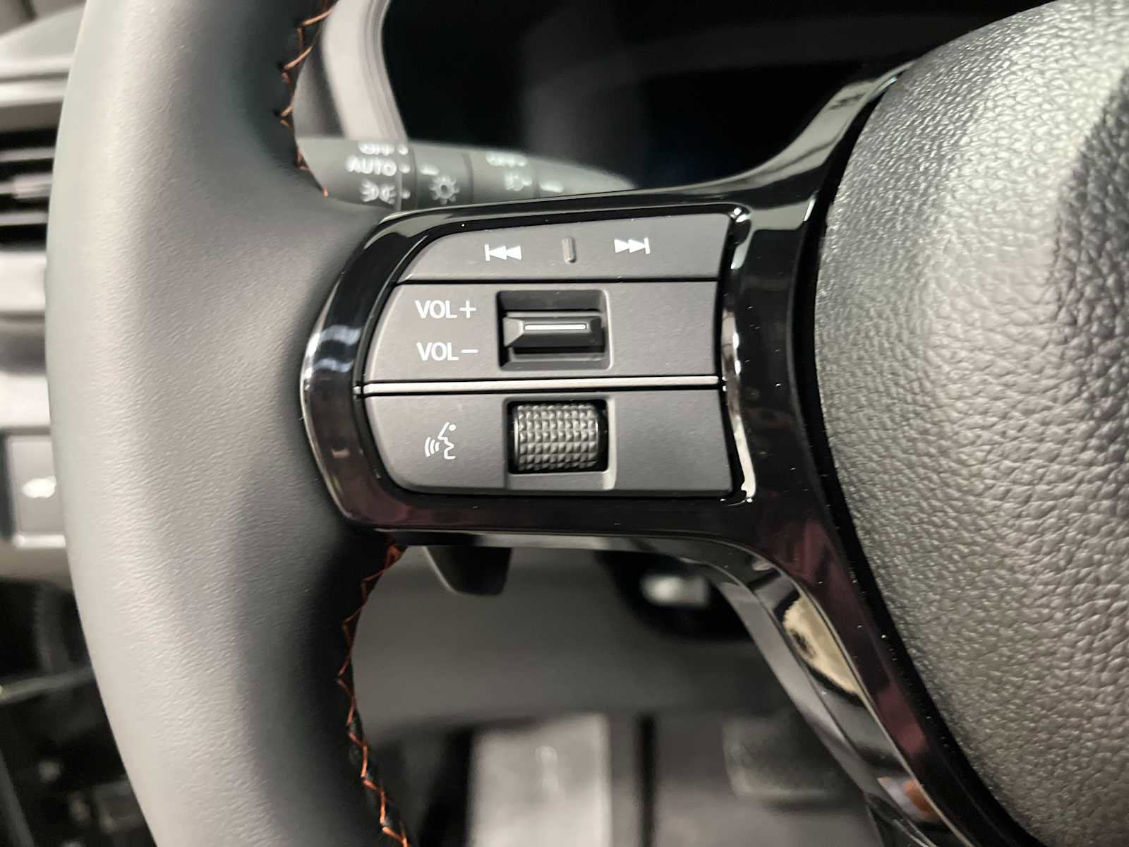 New 2026 Honda Pilot Sport image 17