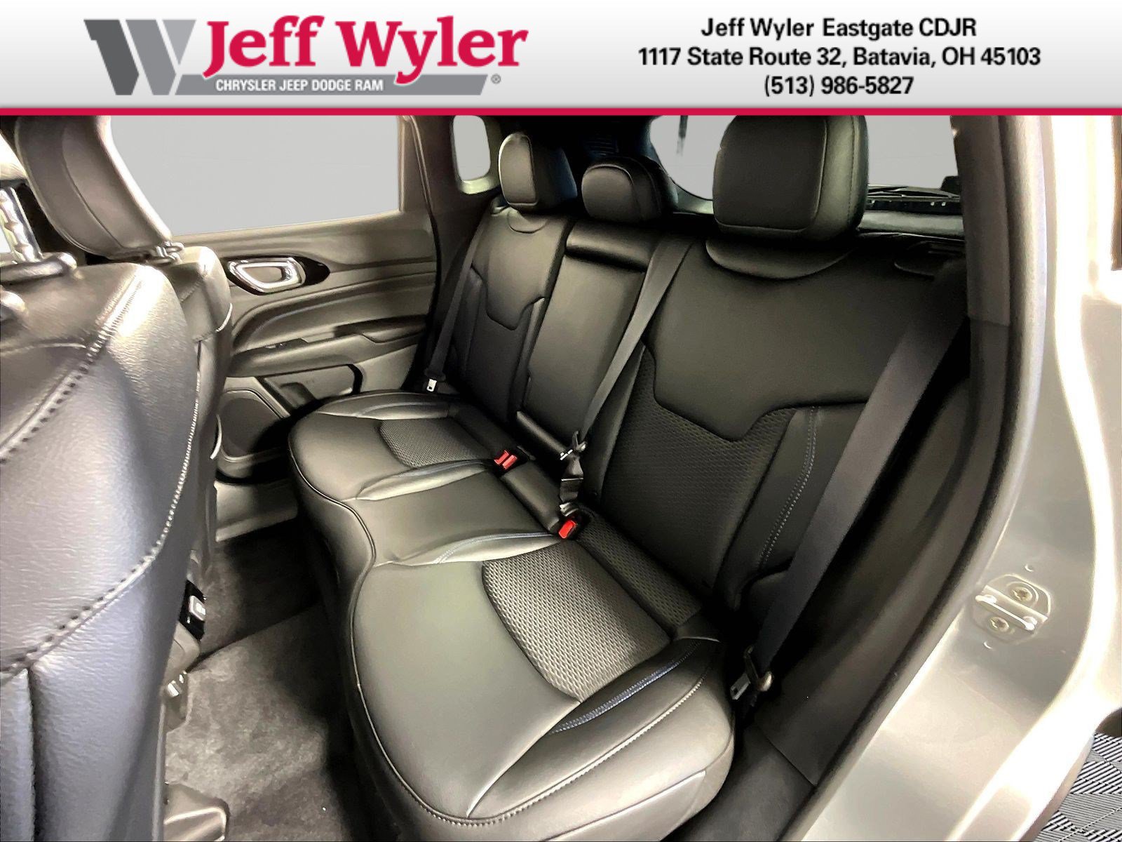 New 2026 Jeep Compass Latitude AWD/4WD image 17