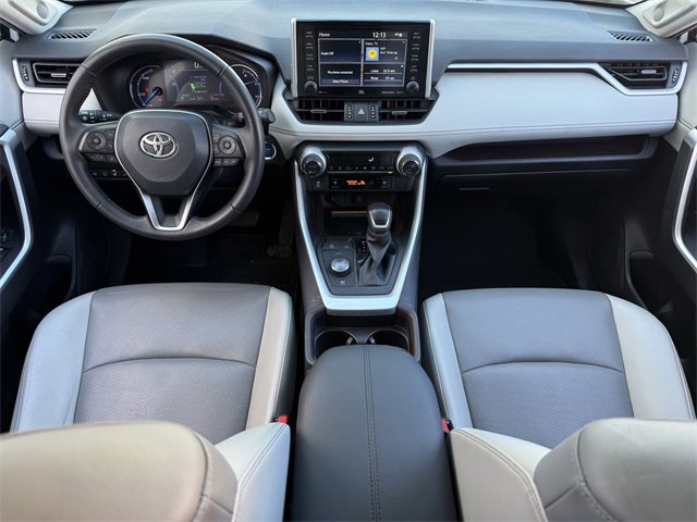 Used 2020 Toyota RAV4 Limited image 12