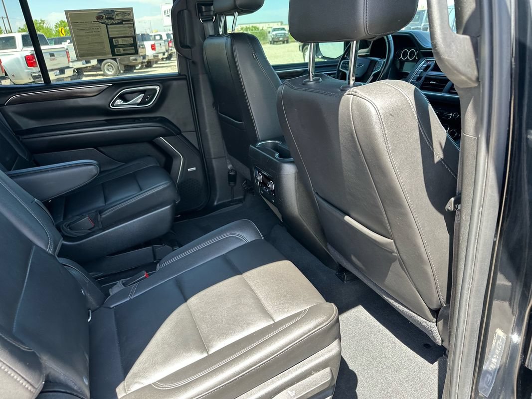 Used 2021 Chevrolet Tahoe Z71 w/ Z71 Signature Package AWD/4WD image 25