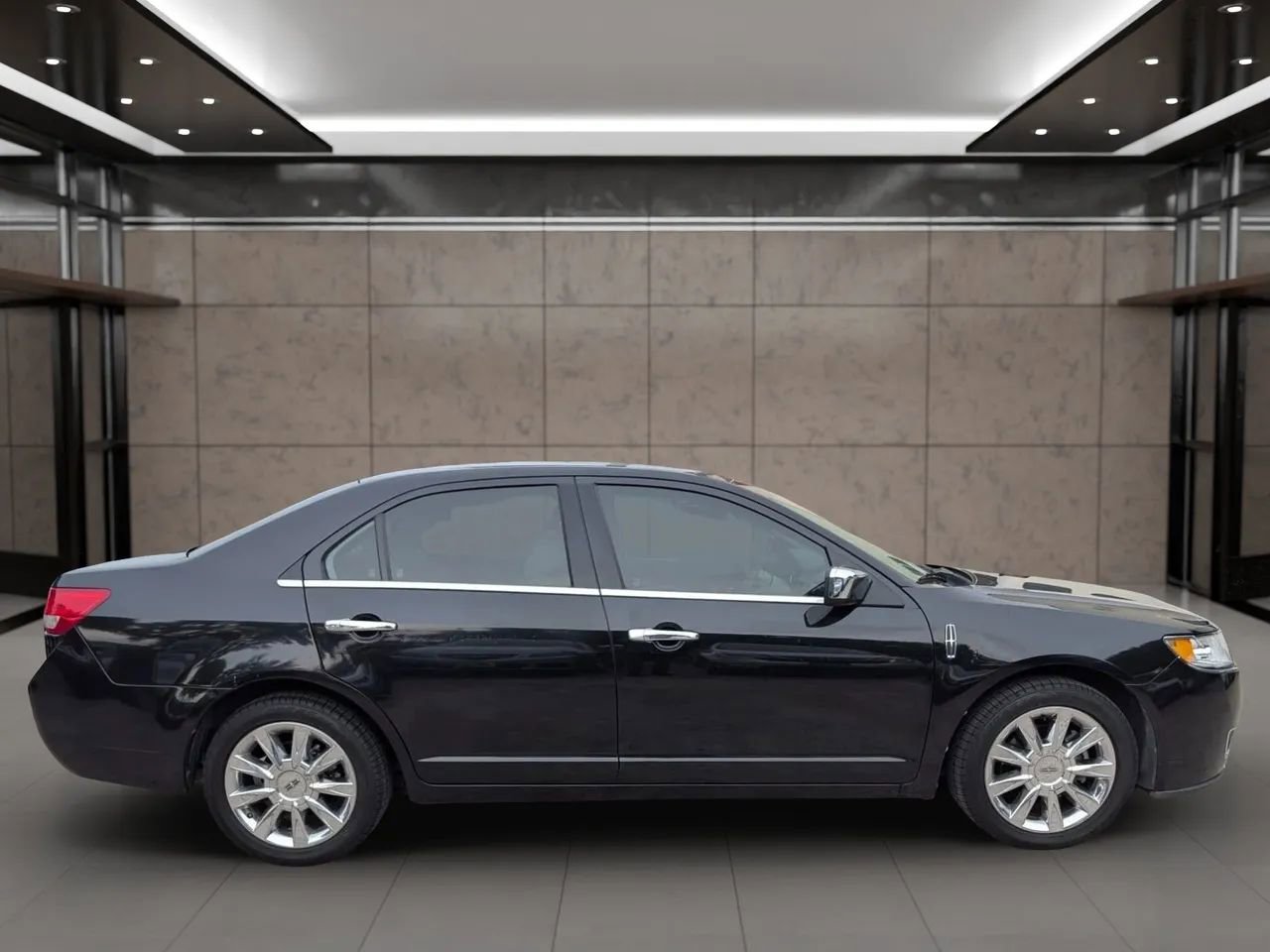 Used 2011 Lincoln MKZ FWD image 8