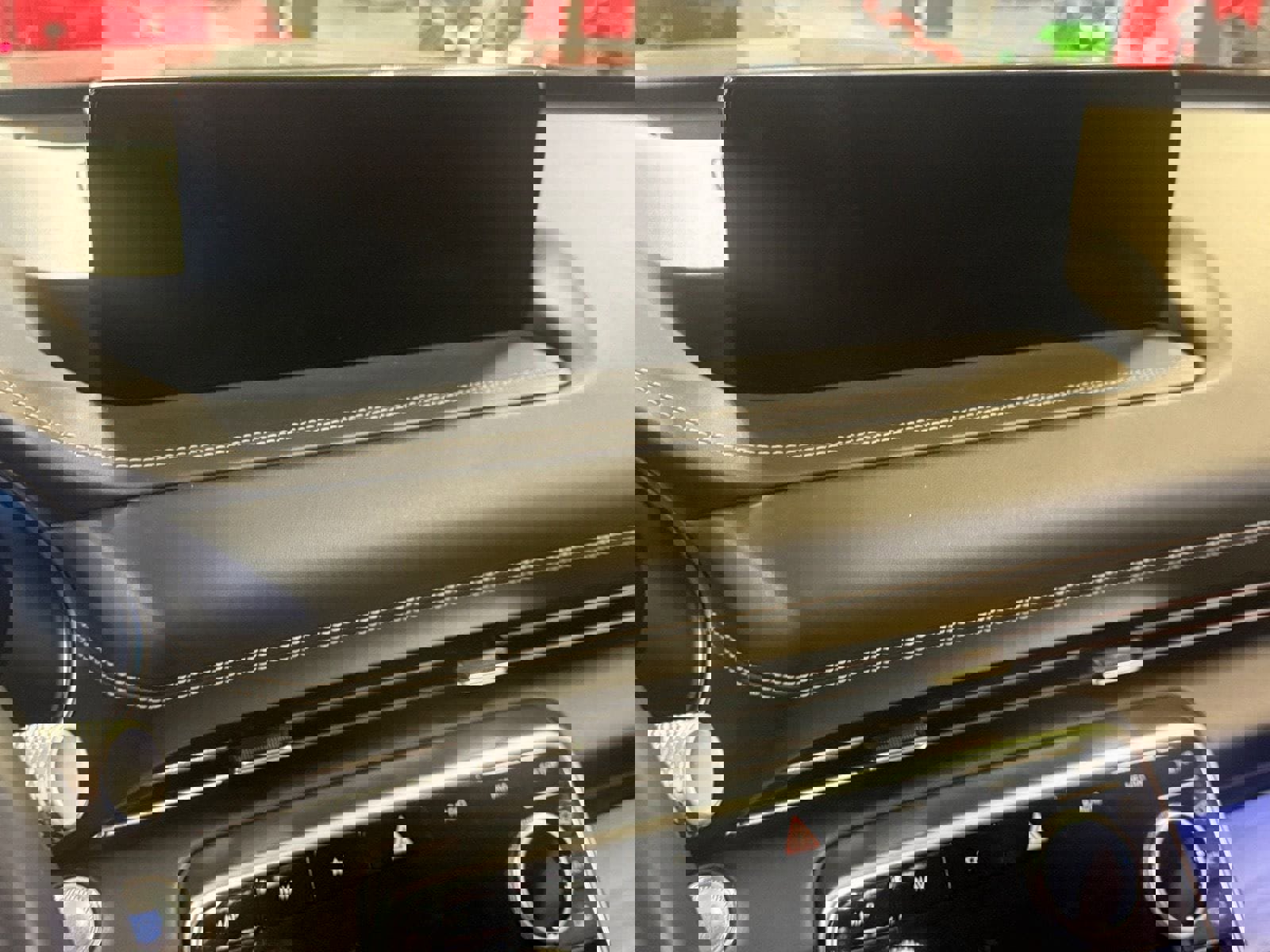 Used 2023 Genesis GV80 2.5T w/ Prestige 20" Package image 13