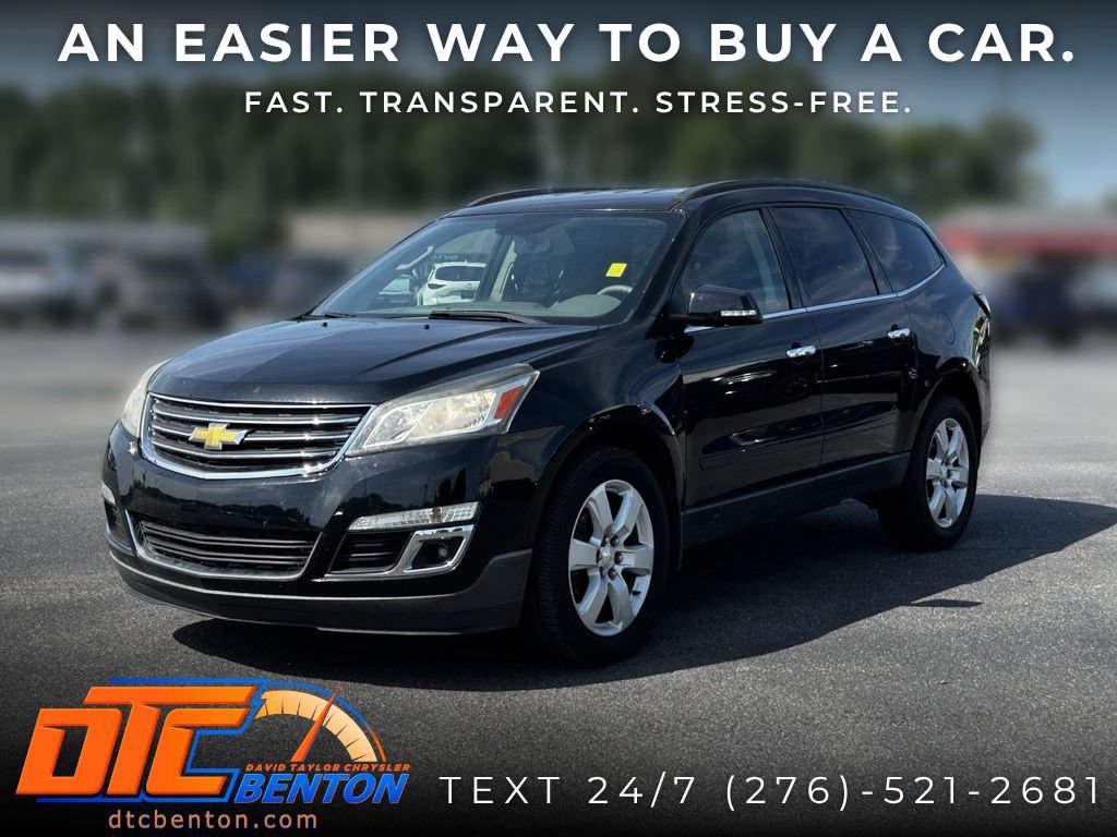 Used 2017 Chevrolet Traverse LT w/ Style and Technology Package FWD image 3