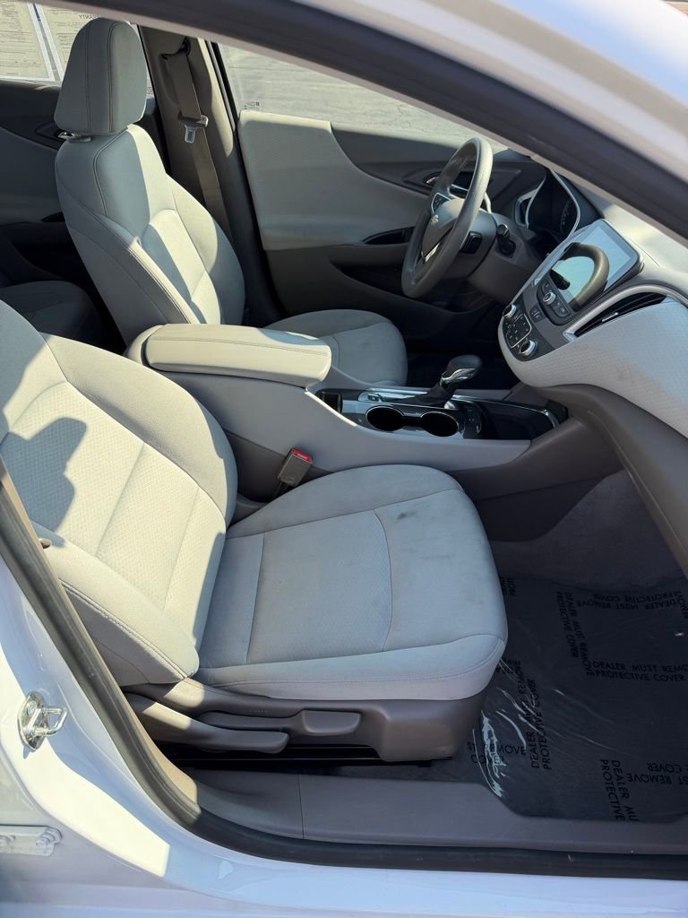 Used 2024 Chevrolet Malibu LT image 6