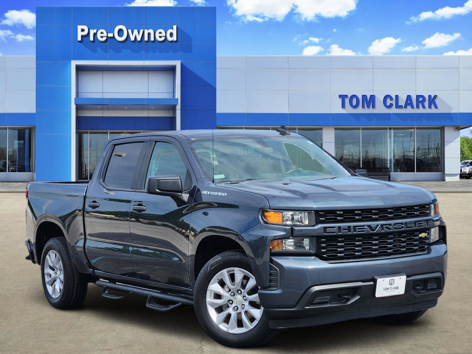 Used 2020 Chevrolet Silverado 1500 Custom w/ Custom Value Package RWD image 1