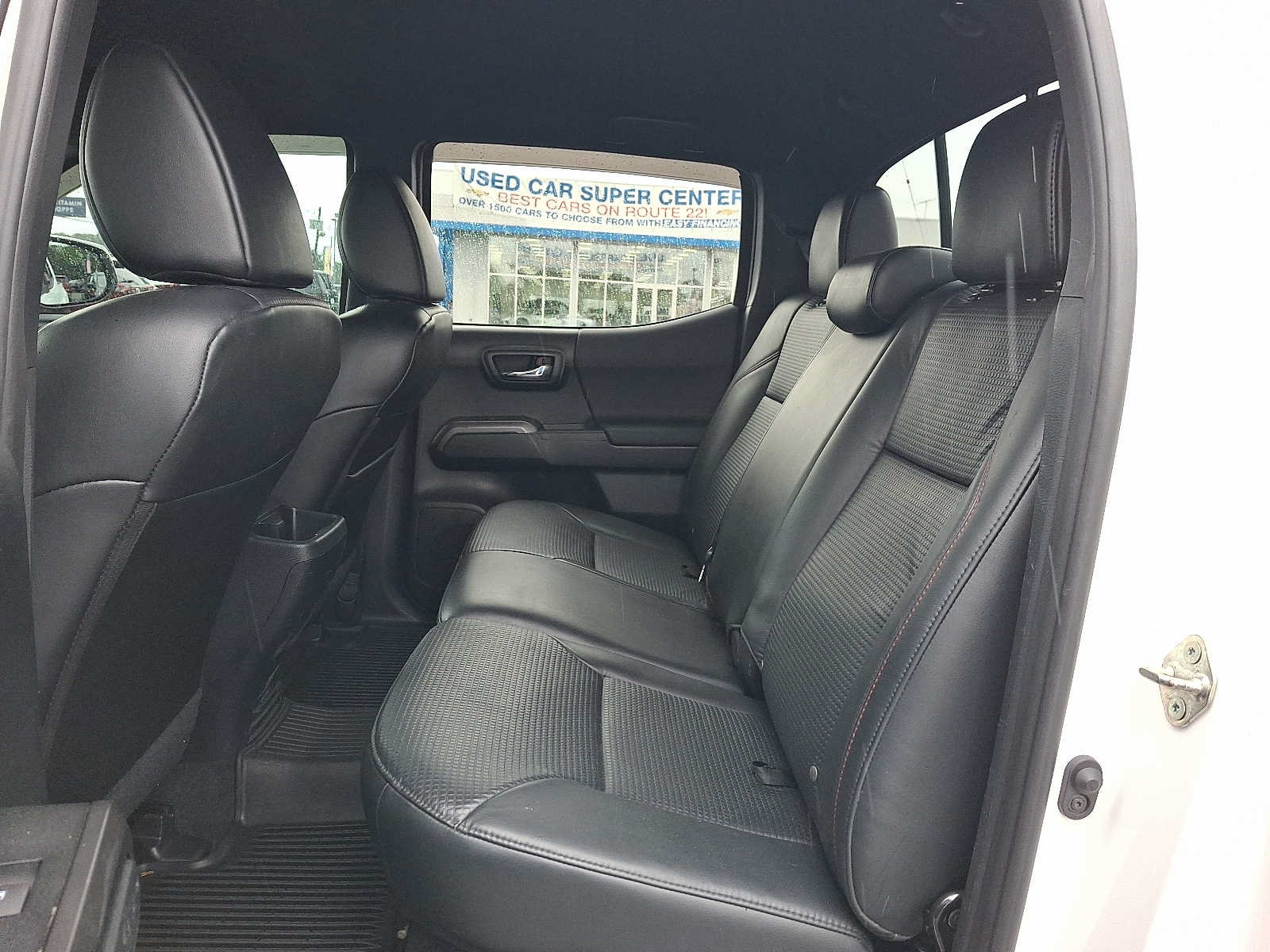 Used 2017 Toyota Tacoma TRD Pro AWD/4WD image 10