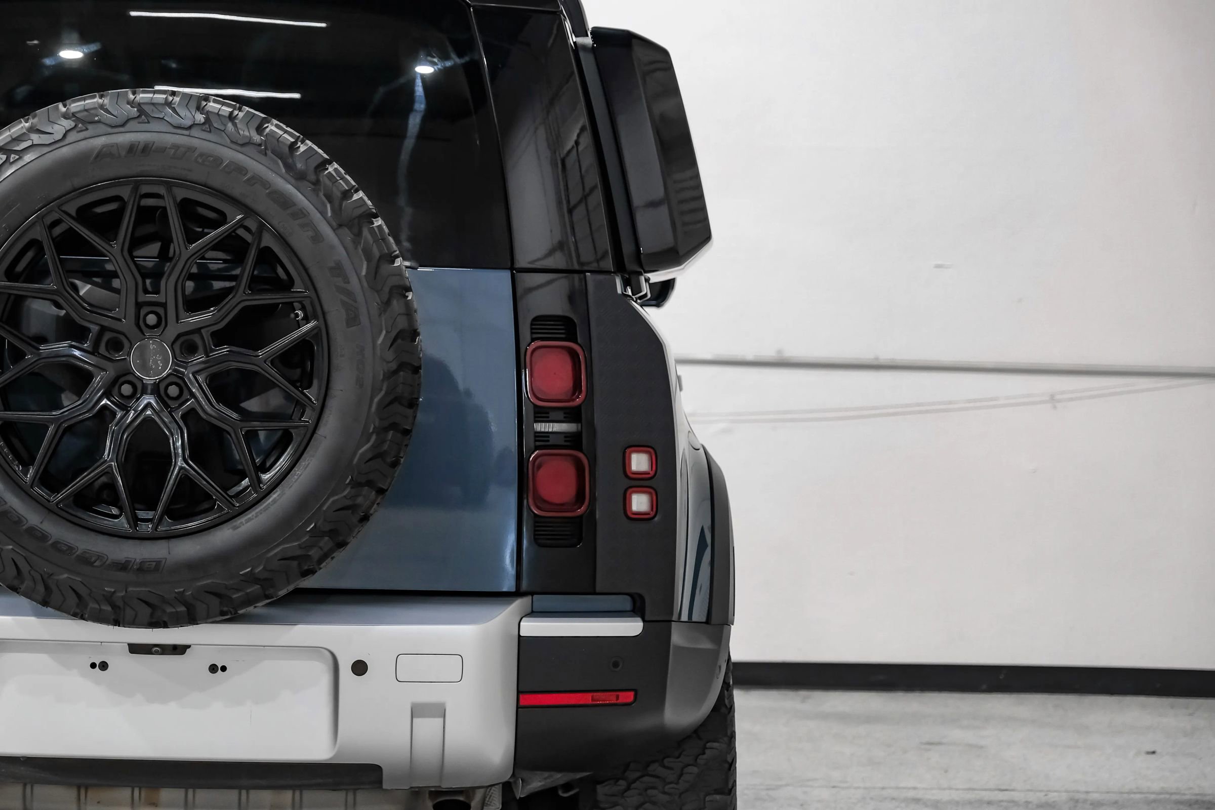 Used 2020 Land Rover Defender 110 HSE AWD/4WD image 49