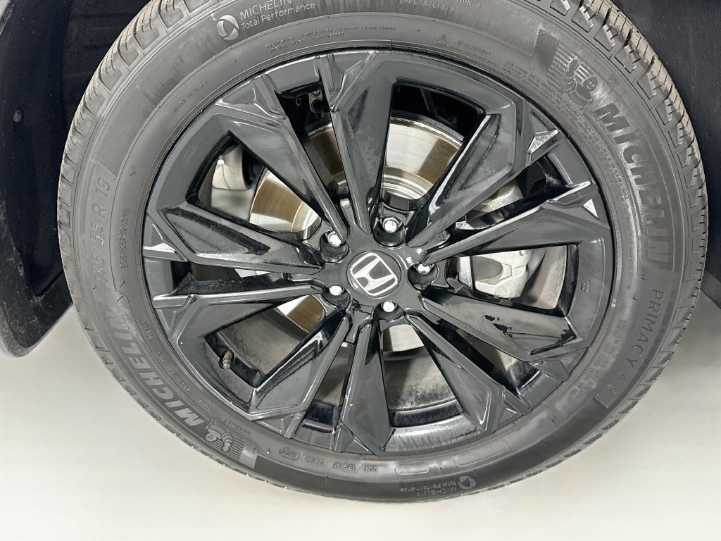 Certified 2025 Honda CR-V Sport Touring image 32