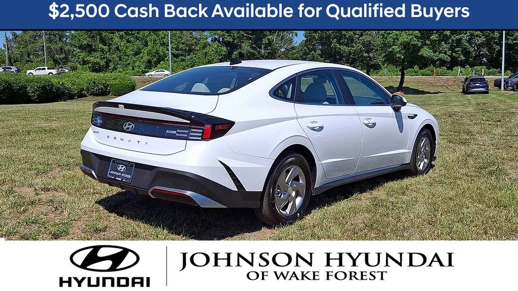 New 2026 Hyundai Sonata SE FWD image 9