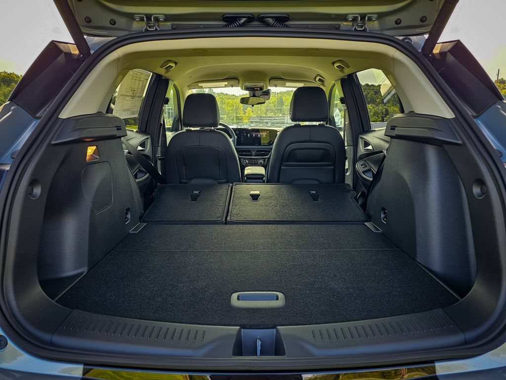 New 2026 Buick Encore GX Sport Touring w/ Advanced Technology Package AWD/4WD image 35