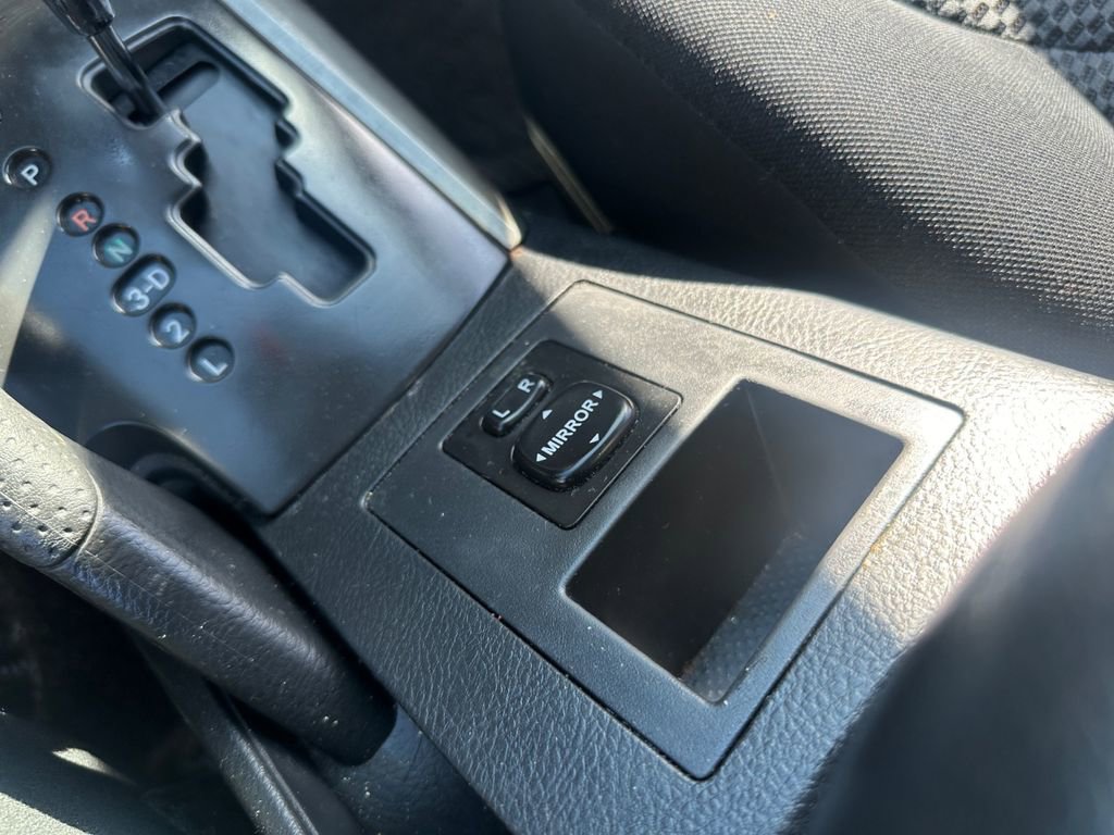 Used 2007 Toyota RAV4 Sport image 19