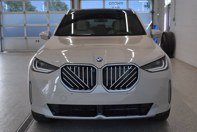 New 2026 BMW X3 xDrive30i w/ Premium Package AWD/4WD image 3