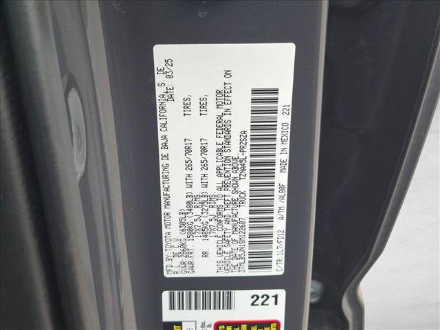 Certified 2025 Toyota Tacoma TRD Off-Road AWD/4WD image 23