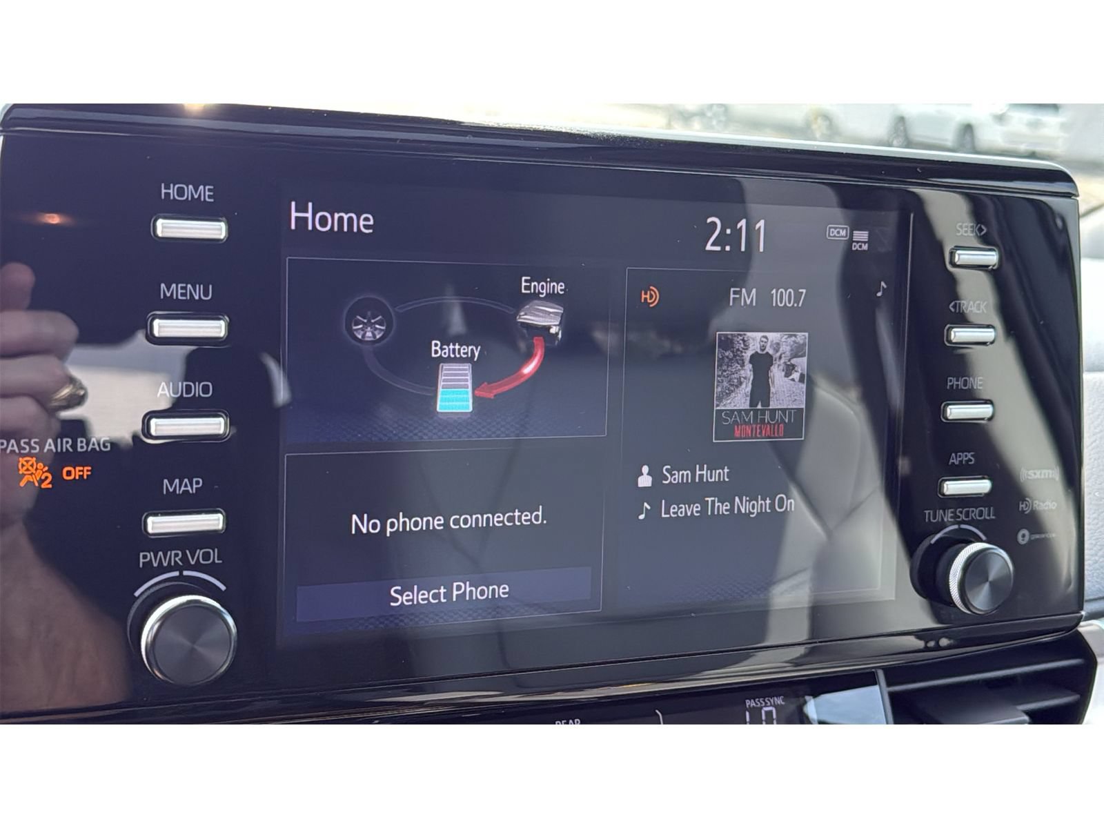 Certified 2024 Toyota Sienna XLE FWD image 18