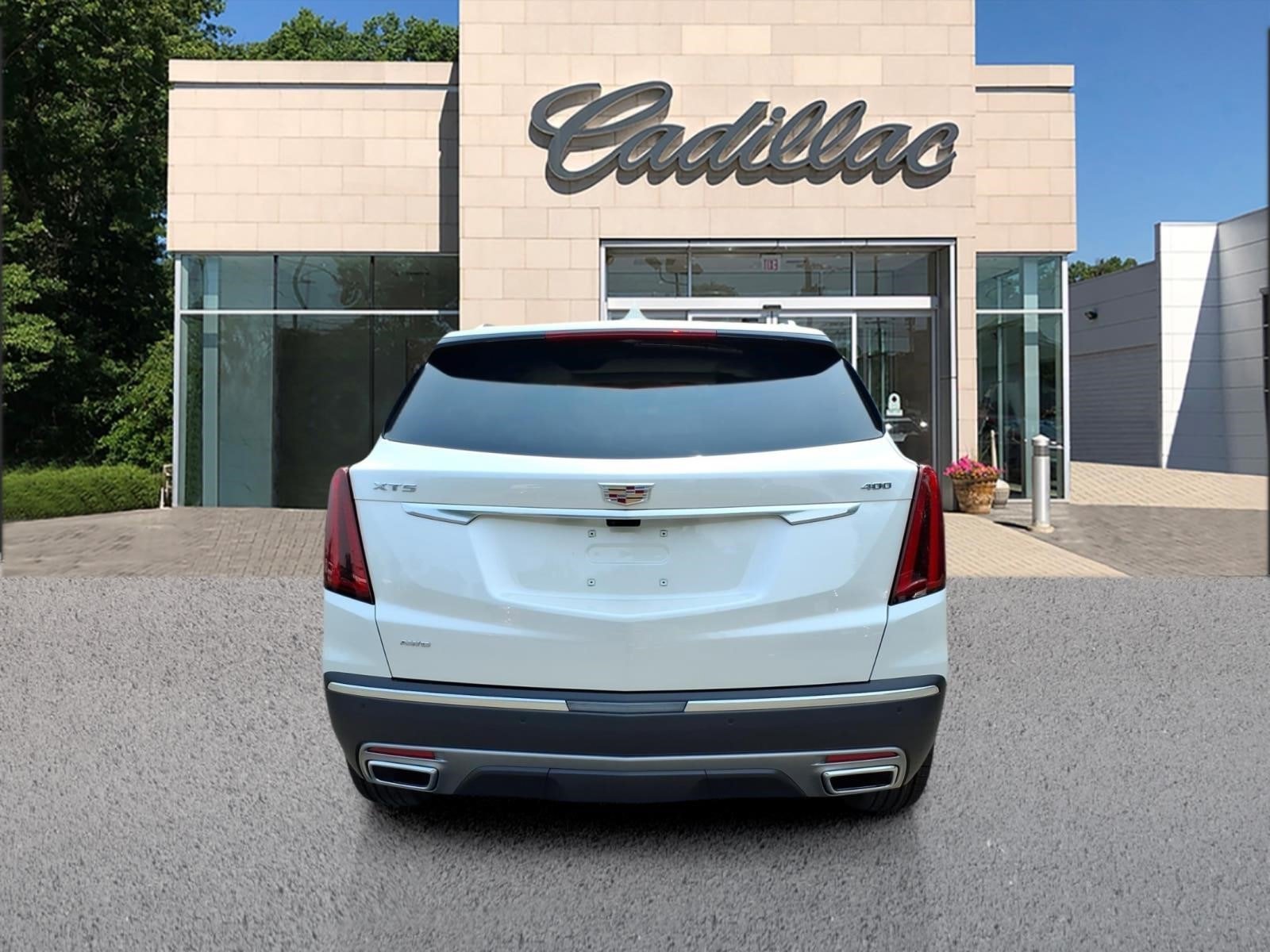 New 2026 Cadillac XT5 Premium Luxury w/ Driver Assist Package AWD/4WD image 4