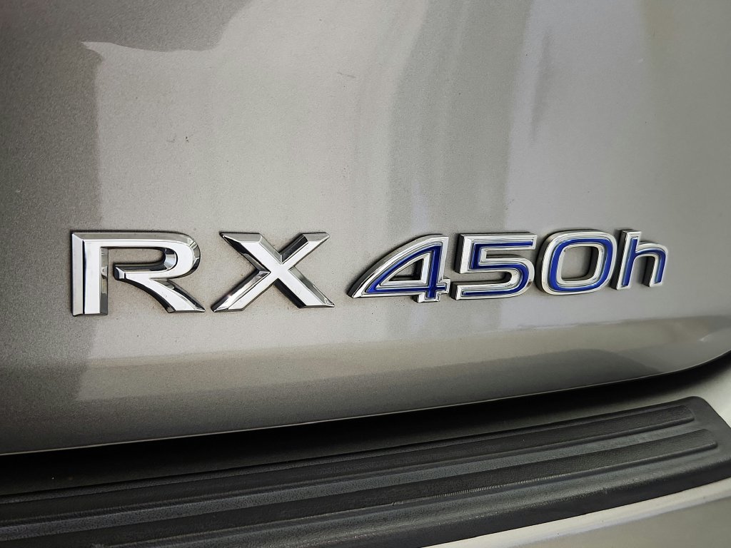 Used 2019 Lexus RX 450h AWD image 39