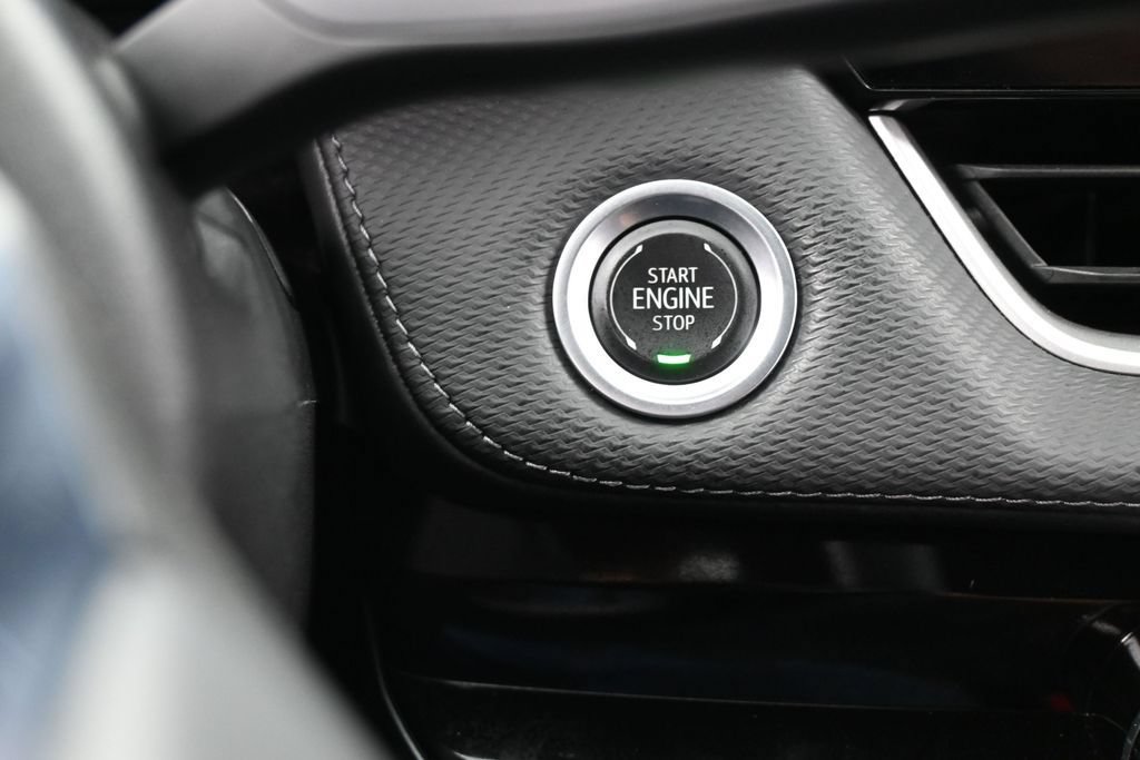 Used 2025 Chevrolet Equinox LT FWD image 29