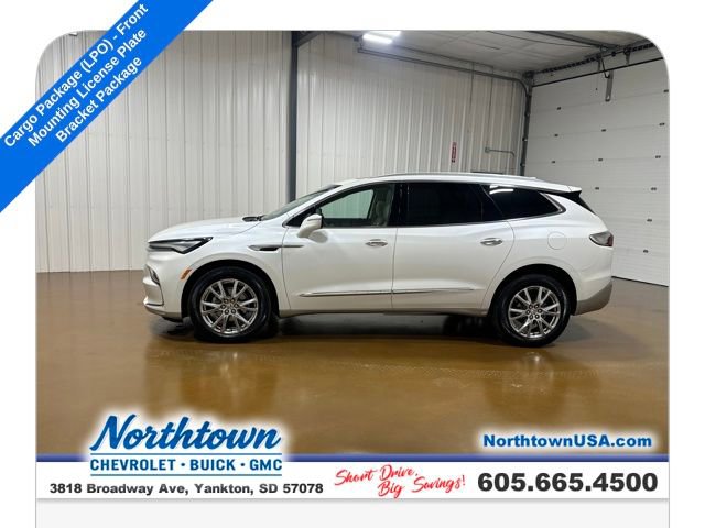 Used 2023 Buick Enclave Essence w/ Experience Buick Package video 2