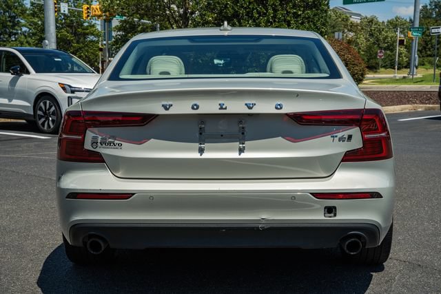 Used 2020 Volvo S60 T6 Momentum AWD/4WD image 6