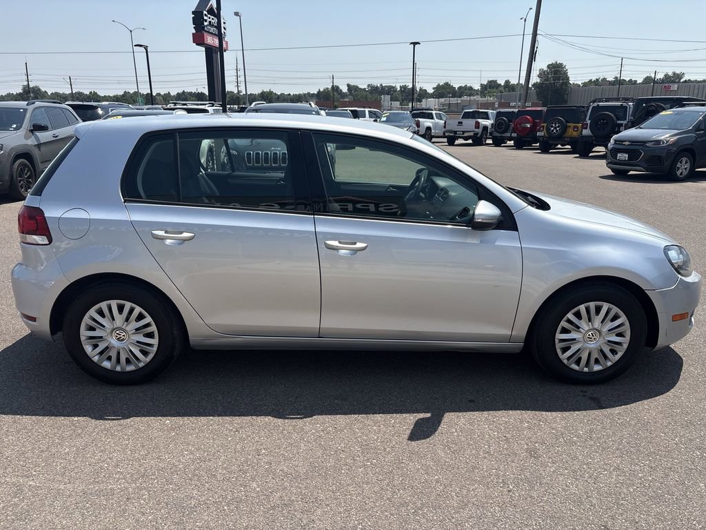 Used 2013 Volkswagen Golf 4-Door image 6