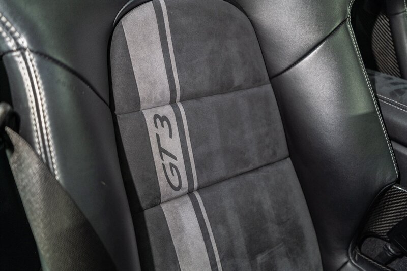 Used 2018 Porsche 911 GT3 RWD image 49