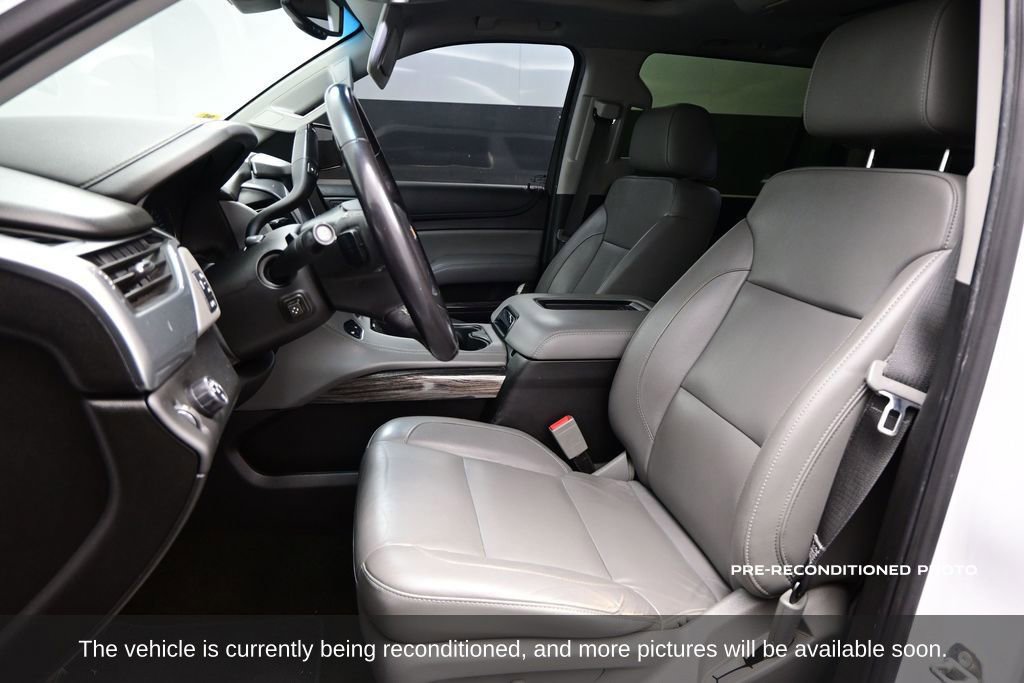Used 2018 Chevrolet Suburban LT RWD image 6