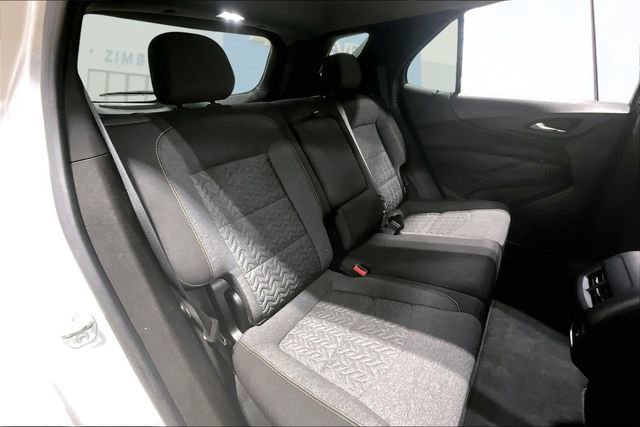 Used 2022 Chevrolet Equinox LT w/ Driver Convenience Package image 22