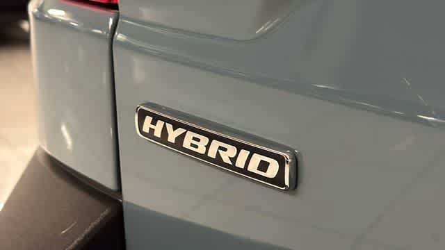 Used 2023 Ford Maverick XLT w/ XLT Luxury Package FWD image 10