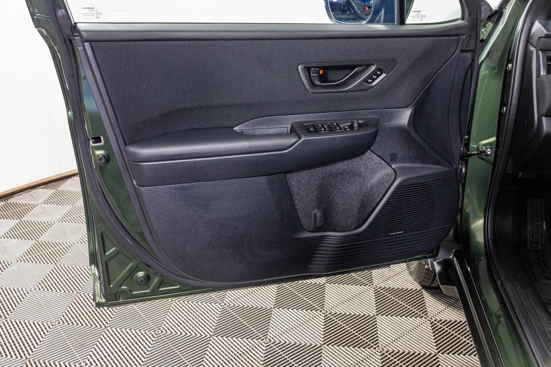Used 2026 Subaru Outback Limited XT AWD/4WD image 38