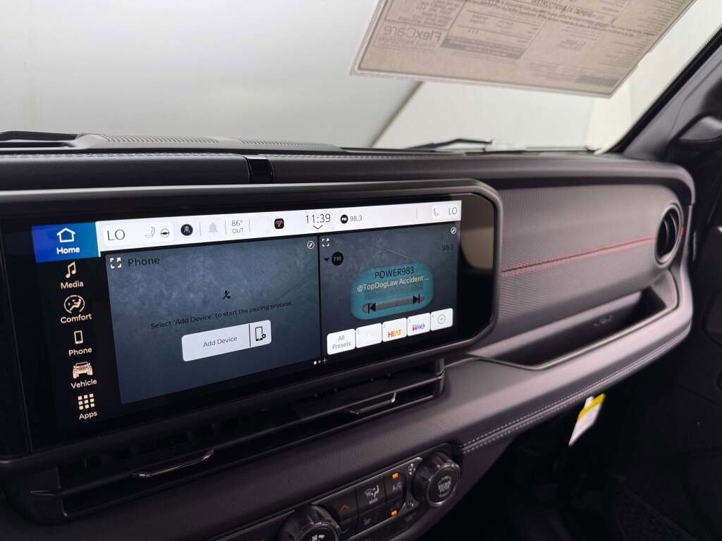 New 2025 Jeep Wrangler Rubicon w/ Convenience Group image 28