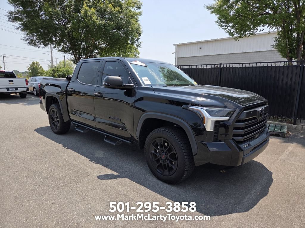 Used 2023 Toyota Tundra SR5 w/ SR5 Convenience Package AWD/4WD image 3