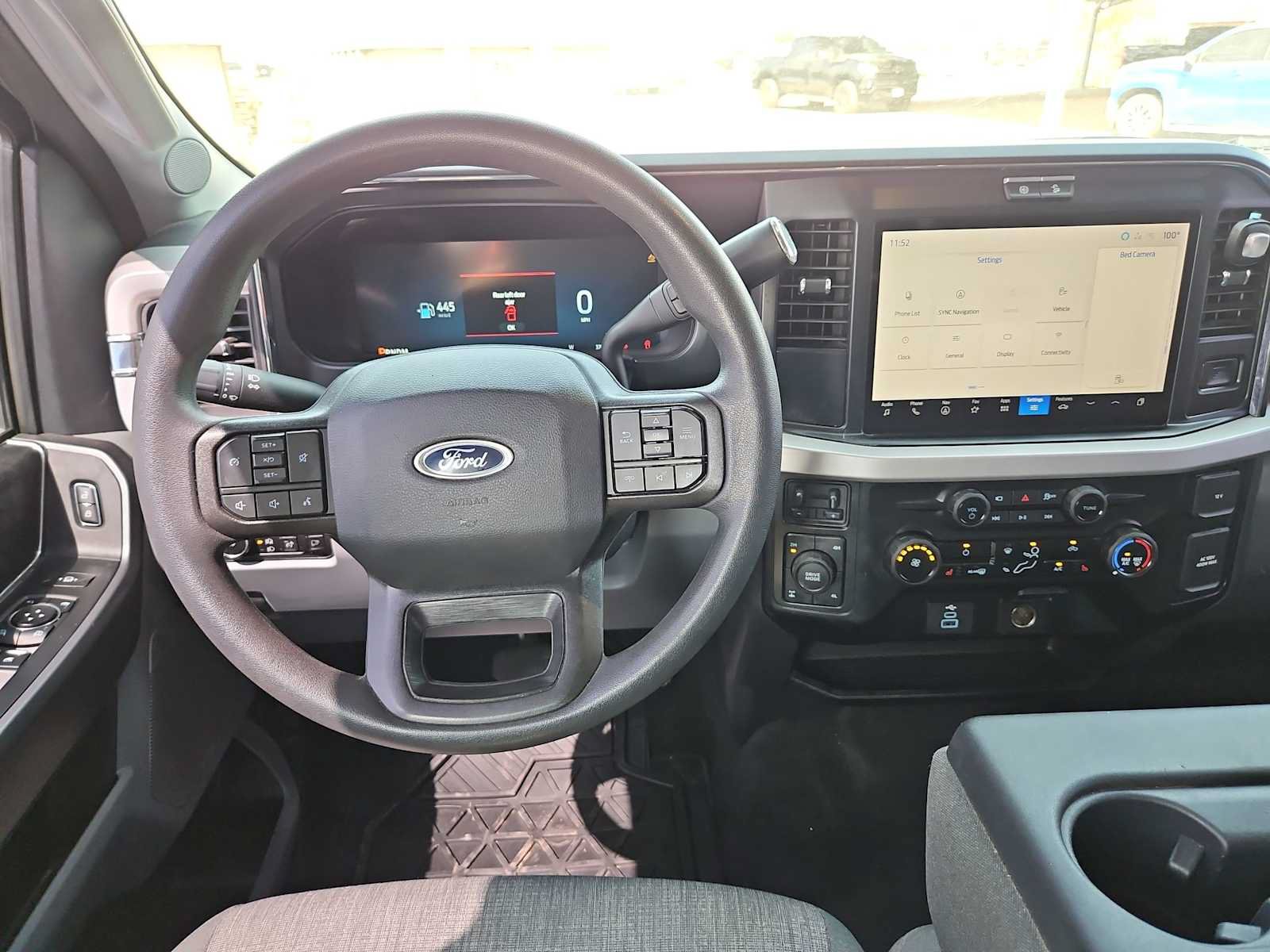 Used 2025 Ford F250 XLT w/ Black Appearance Package AWD/4WD image 14