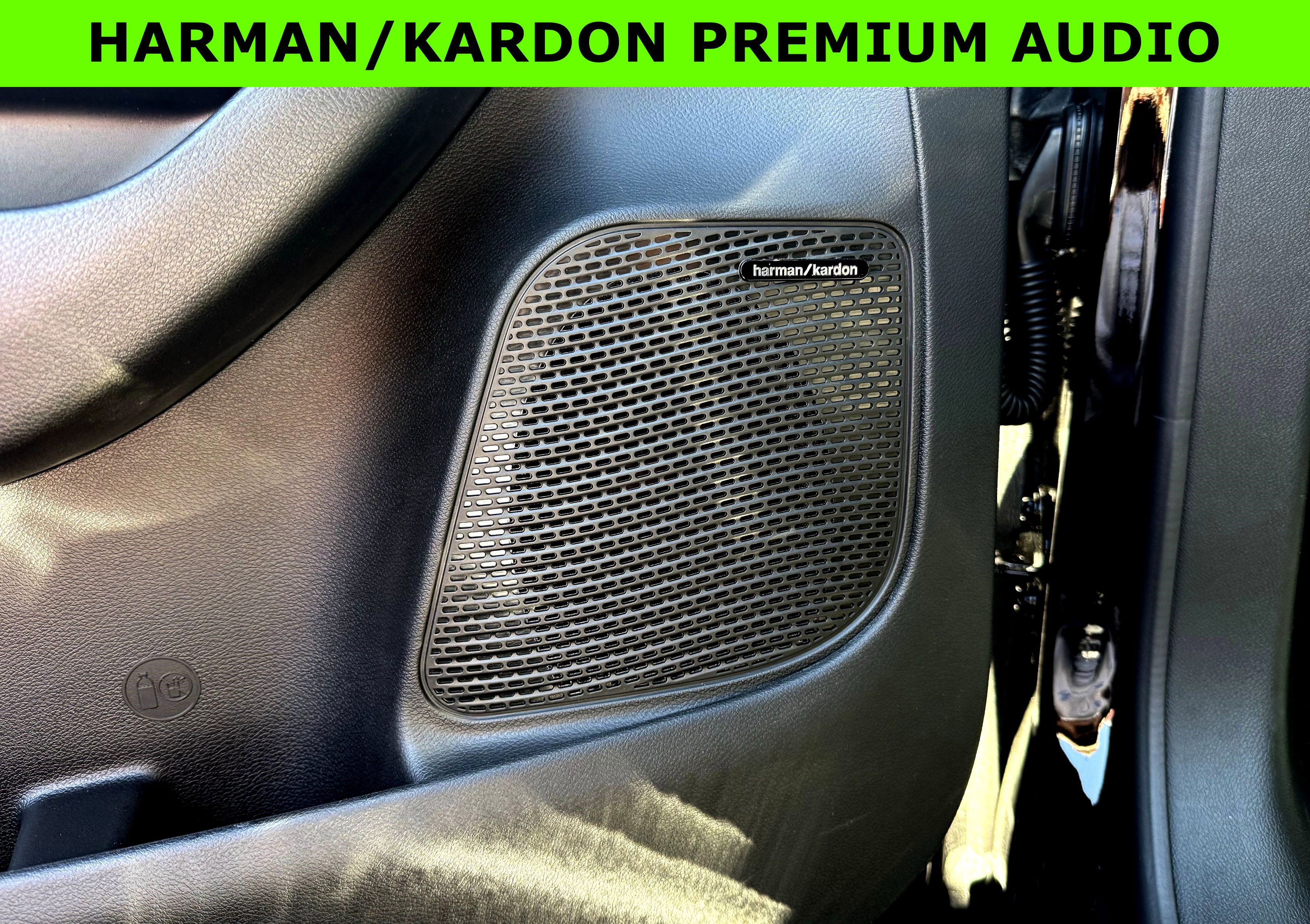 New 2026 Chrysler Pacifica Limited image 17