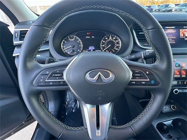 Certified 2025 INFINITI QX50 Pure image 18