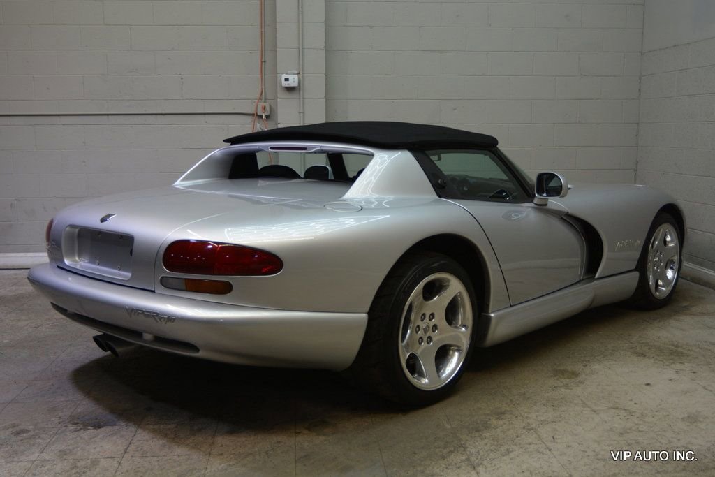 Used 1999 Dodge Viper RT/10 image 4