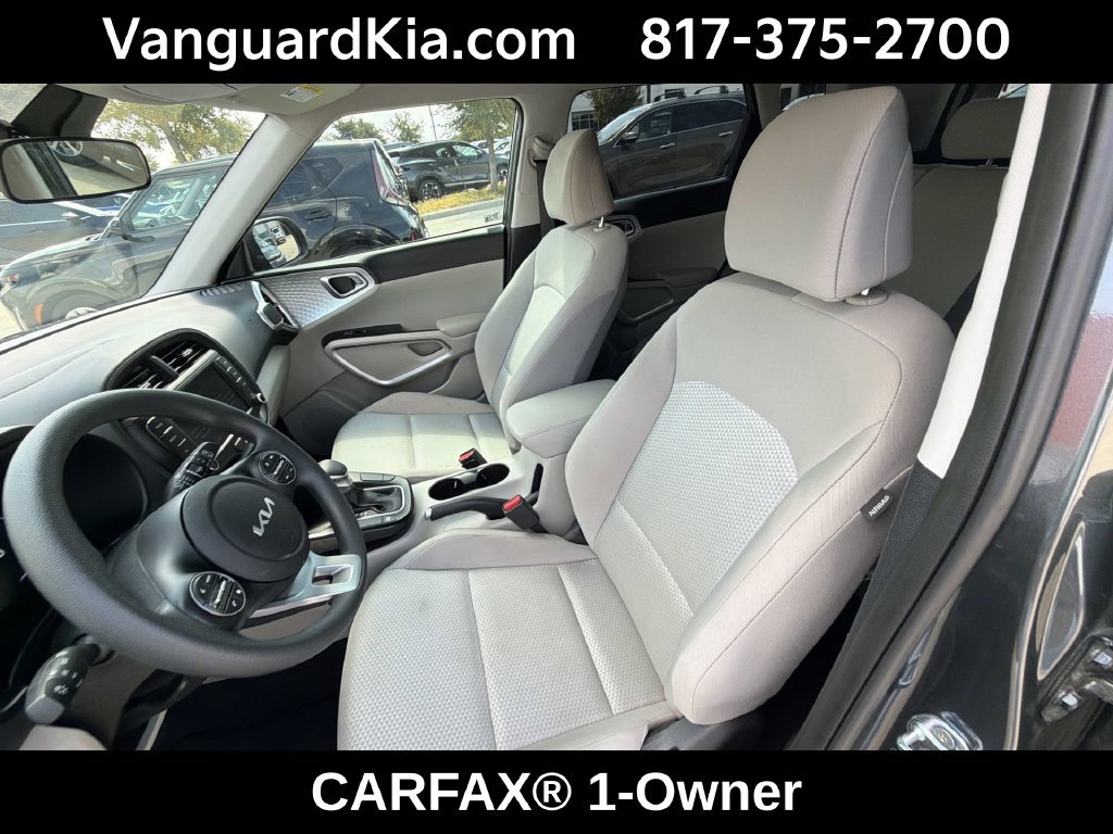 Certified 2025 Kia Soul LX FWD image 15