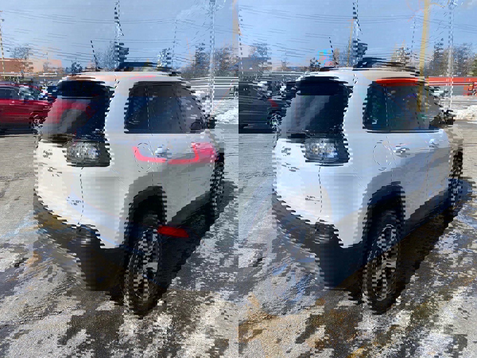 Used 2022 Jeep Cherokee Limited image 5